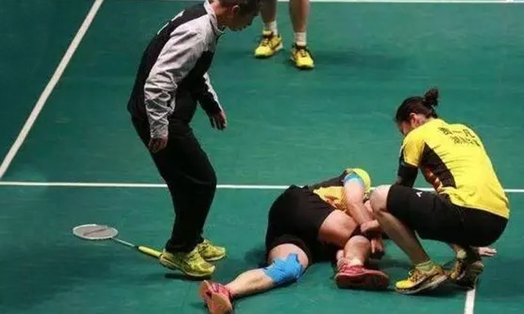 中国女排超级联赛A级决赛：首回合江苏轻取上海