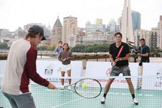 维尼修斯与 维尼修斯与