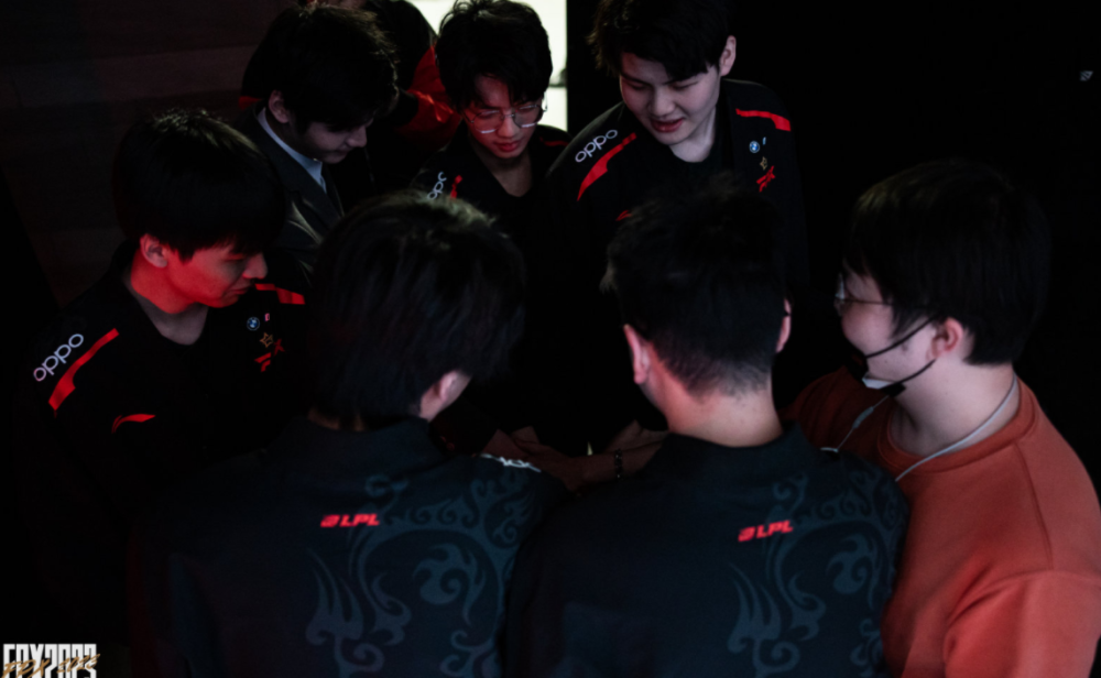 备受关注 备受关注